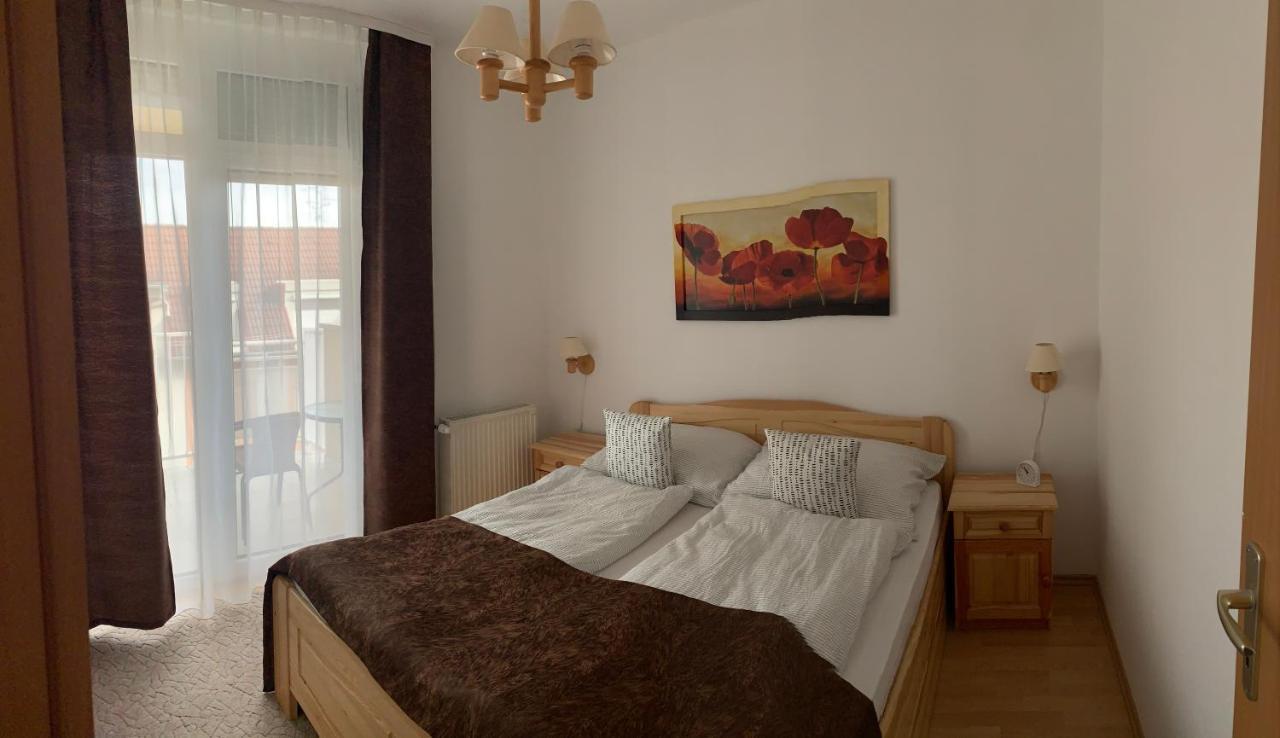 Konig Apartman Iii. Heviz Luaran gambar