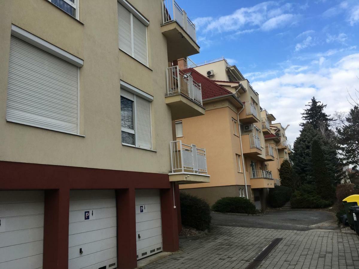 Konig Apartman Iii. Heviz Luaran gambar
